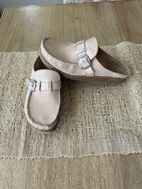 Birkenstock Buckley Clog - Women's Suede Slip-On Mules Beige